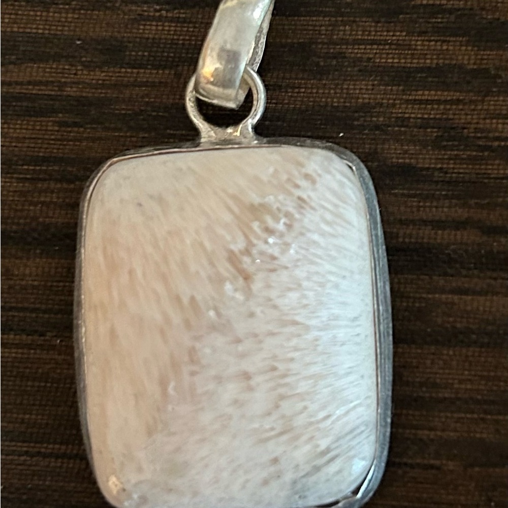 Pendant